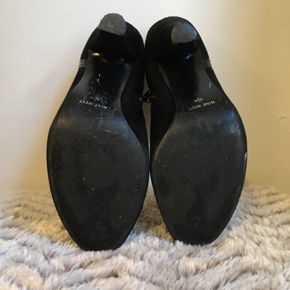 💕Nine West Black Suede Taglia Staked Heel Bootie - Picture 6 of 8
